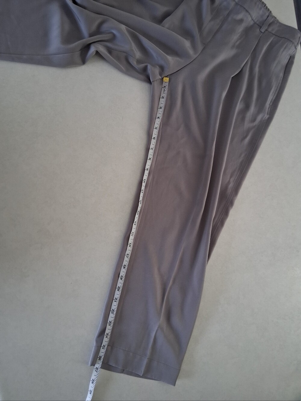 Maison d'Amelie/ Relaxed Fit/ Pleated/ Trousers in Silver-grey/ Size US 10 - Picture 9 of 13